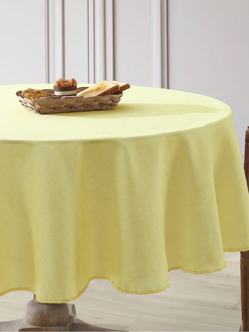 Laura Ashley Decorative Tablecloth, Wrinkle and Stain Resistant,70